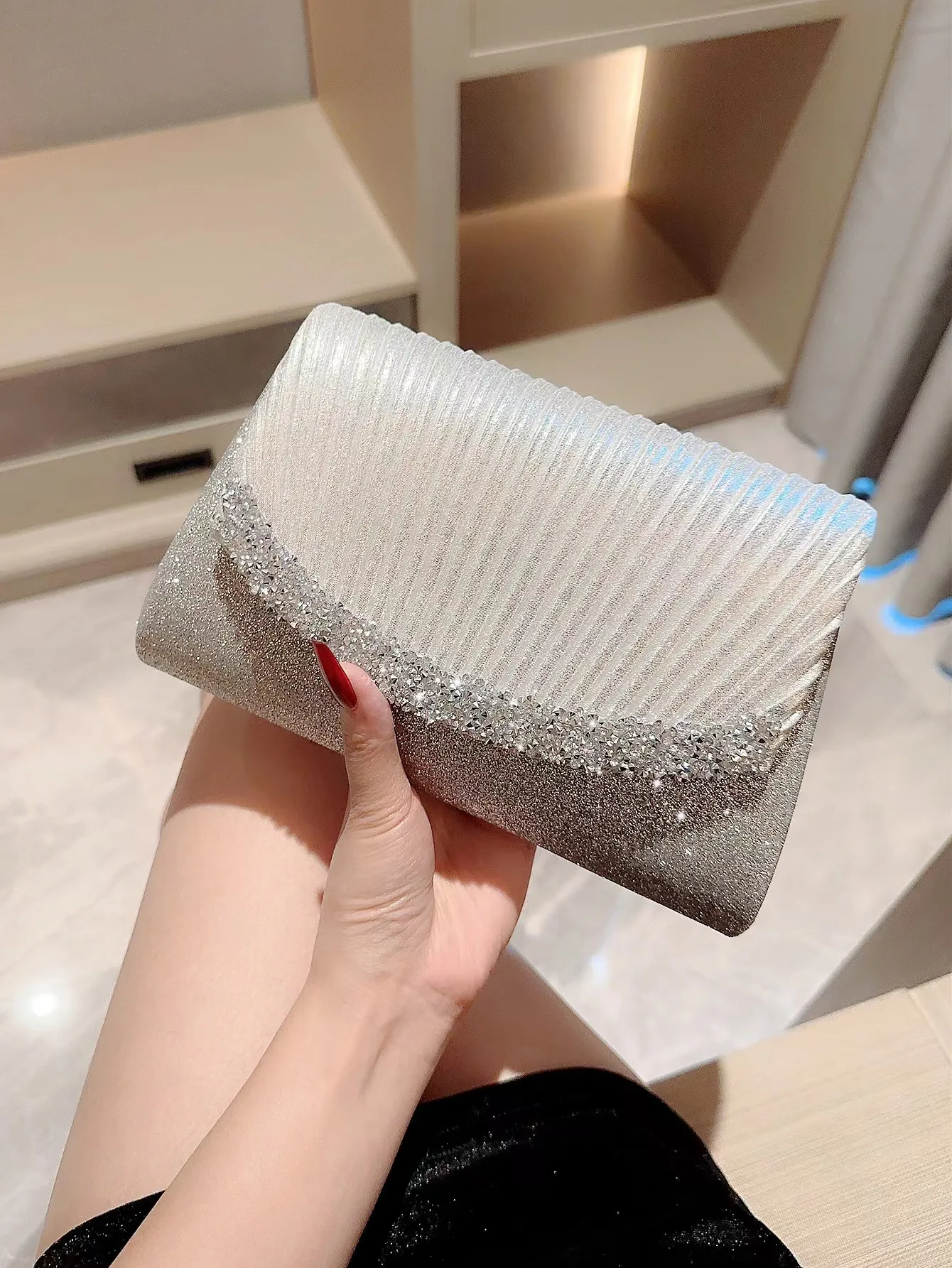 glitter bling chain crossbody bags women luxury pleated silver clutch rhinestone evening bags