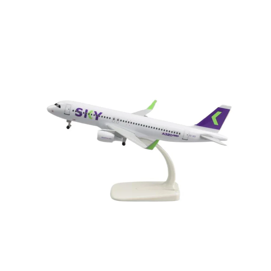 Custom 1/200 Scale Latam Sky JetSMART Airbus A320 Airplane Diecast Aircraft Model with Landing Gear