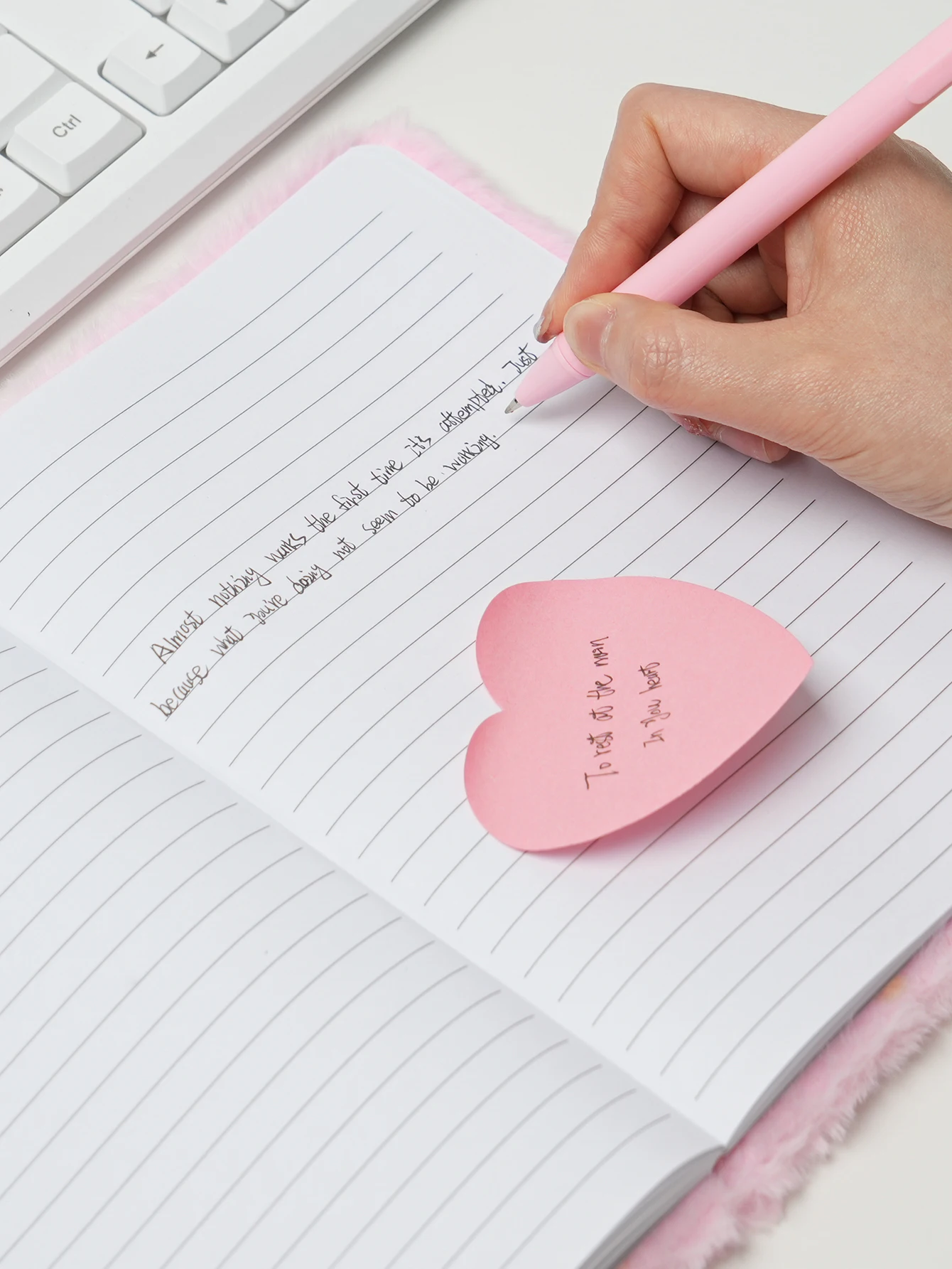 1 note book set, 1 notebook 1 20cm ruler l ballpoint pen l bag,oflove notebook l tape measure l mini utility knife