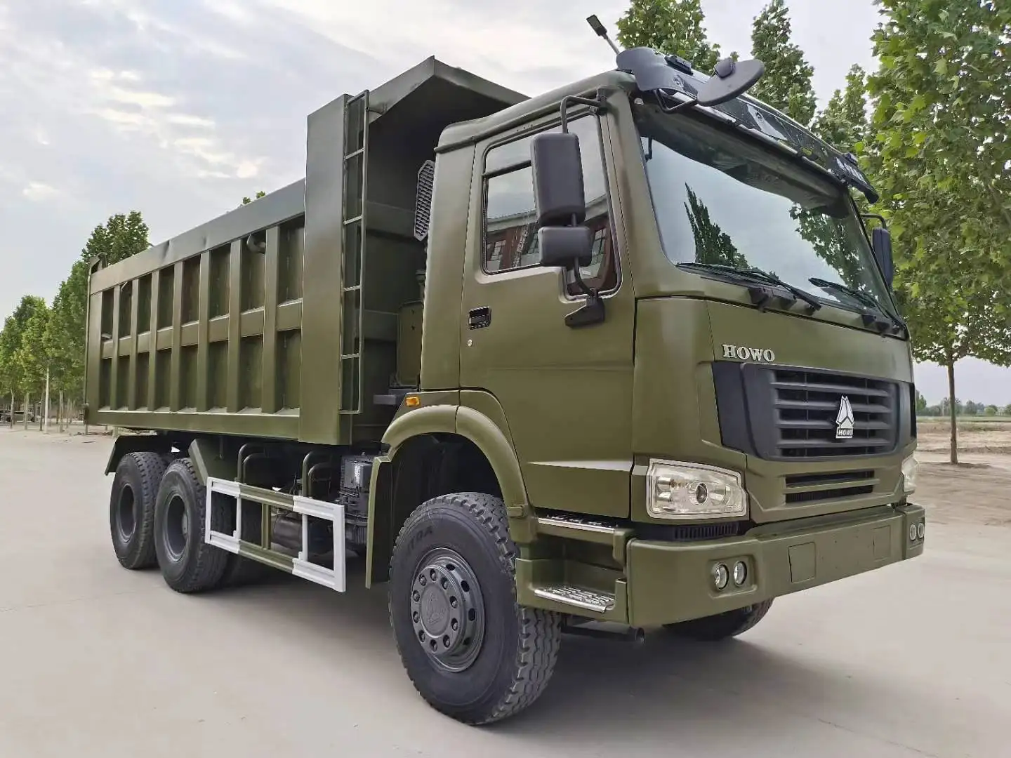 Самосвал 6x6