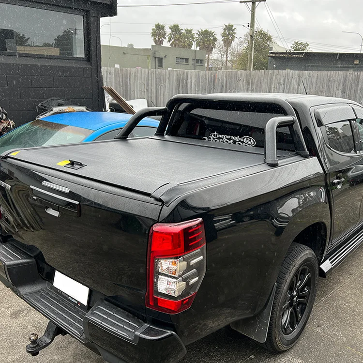 Chinese Manufacture Retractable Pickup Truck Bed Cover Roller Lid For Toyota Hilux Revo SR5 2022-2023 Manual Cover
