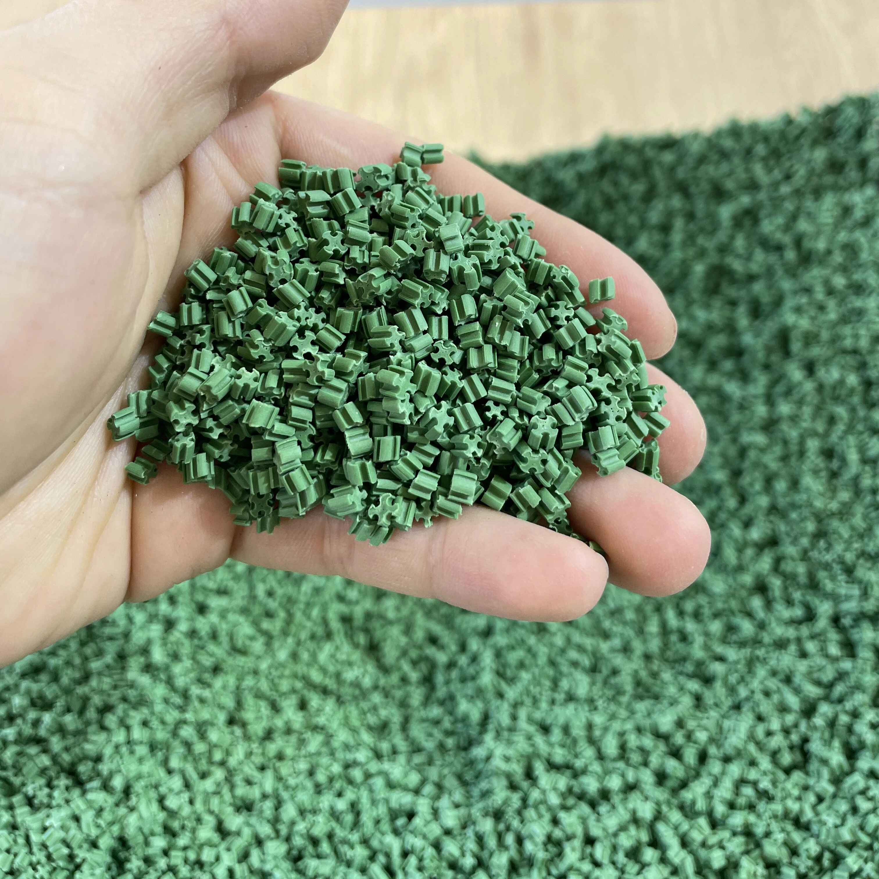 TPE material infill soccer field EPDM Granule Rubber Price, rubber Granules, Polyurethane Binder Rubber Granule