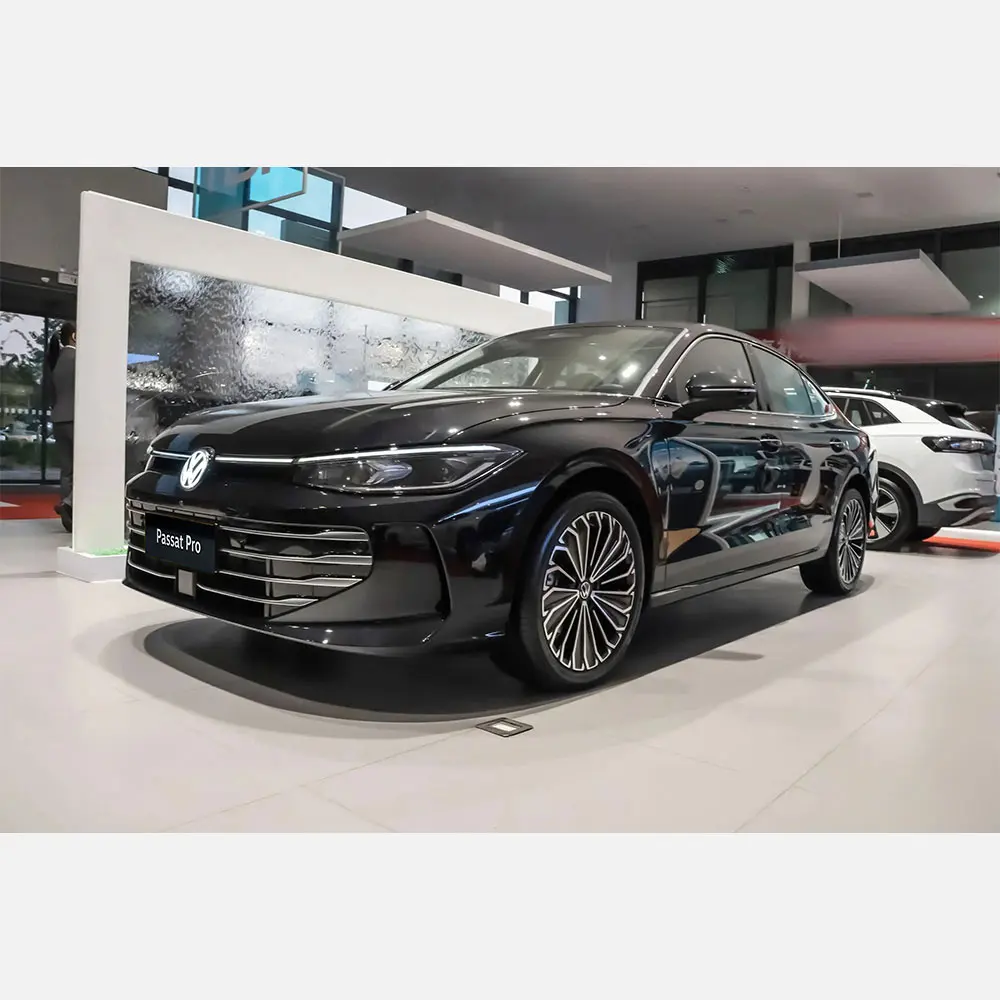 Hot Sale VW Volkswagen Passat 2025 380TSI New Cars 95# Fuel Starry Sky Luxury Sedan Petrol Vehicle Used Cars for Sale