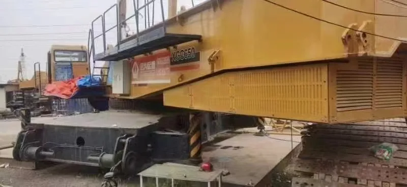 Used condition zoomlion FUWA XUGON XGC650  QUY50A QUY50 QUY50II SCC500 50t 650T Crawler Crane in china cheap xugon 650t crane