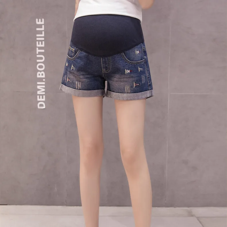 Модные джинсовые шорты с вышивкой для беременных женщин