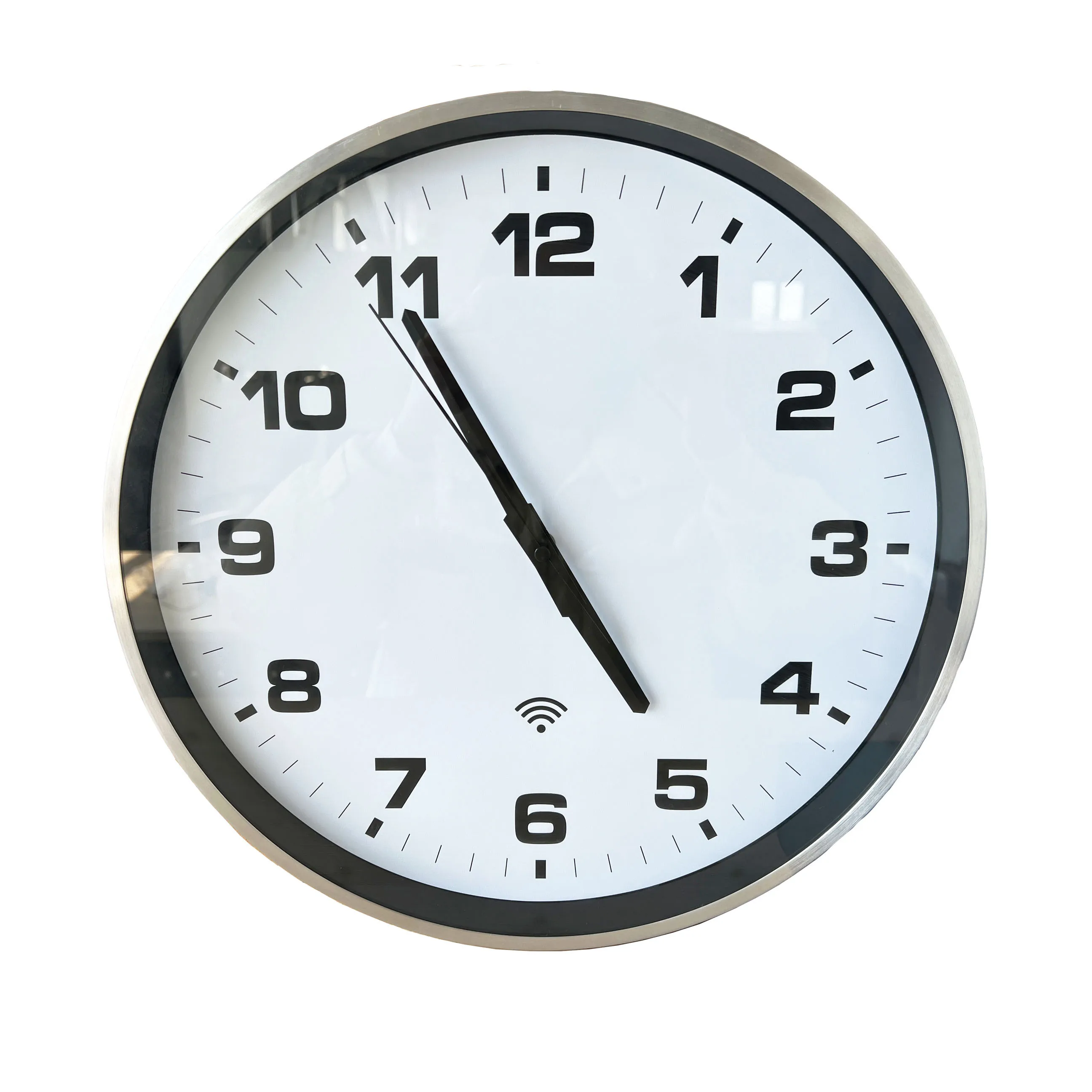 Wi-Fi Analog Clock, Round Surface, with a Silent Sweeping Second Hand, Automatic Daylight Saving Time Change