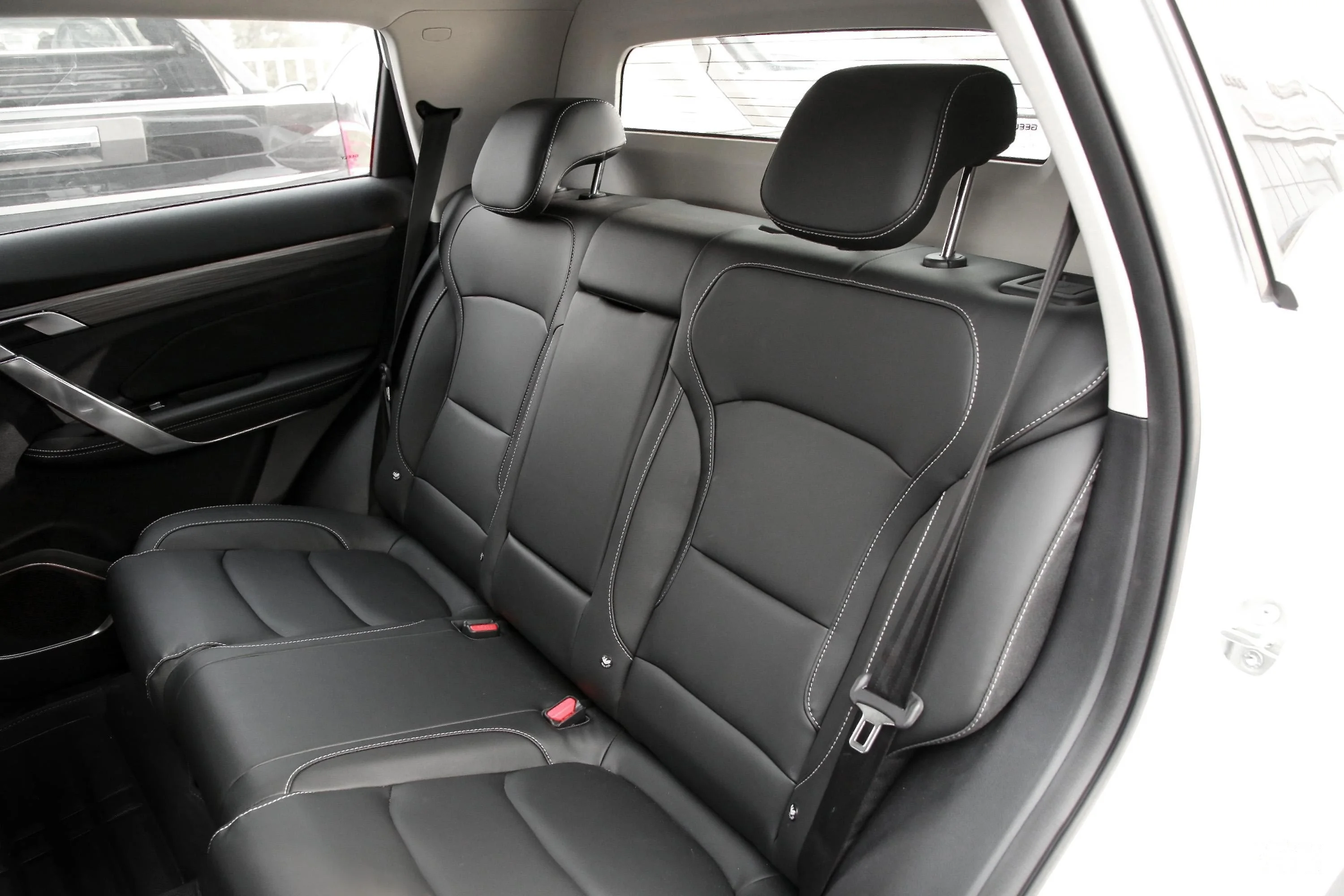 2020 Geely FARZION AUTO 7-Speed Wet Dual Clutch Transmission Euro VI Emission Standard Gas/Petrol Pickup Truck Aluminium Alloy