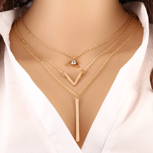 Foreign trade fashion crystal sequin necklace female temperament trend multi-layer metal pendant collarbone chain