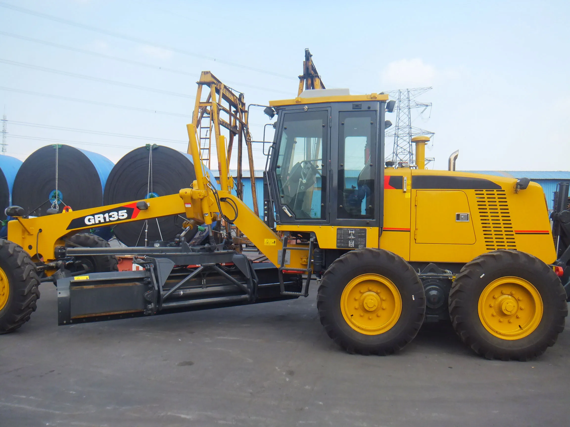 Road Machinery 130HP 135HP Motor Grader GR135 with Cheap Price