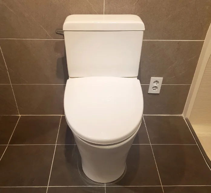 New Design Ceramics 2 Two Piece Promotional Commode White Eastern WC Toilet ceramic bathroom set