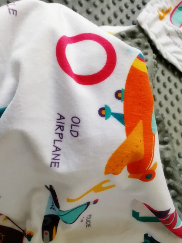 
Baby Kids Super Soft Minky Blanket Minky Printed Dotted Backing Baby Blanket FIannel Fleece Double Layered Minky Dot Blanket 