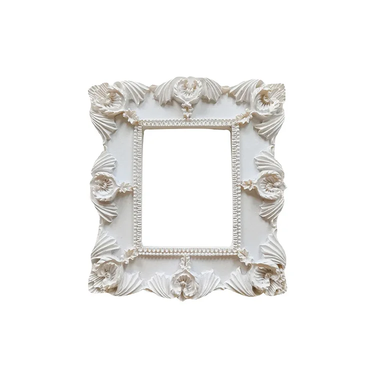 Wholesale Mini Gold Small Resin Photo Frame Shooting Props Nail Enhancement Earrings Pendulum Shooting Props Resin Photo Frame