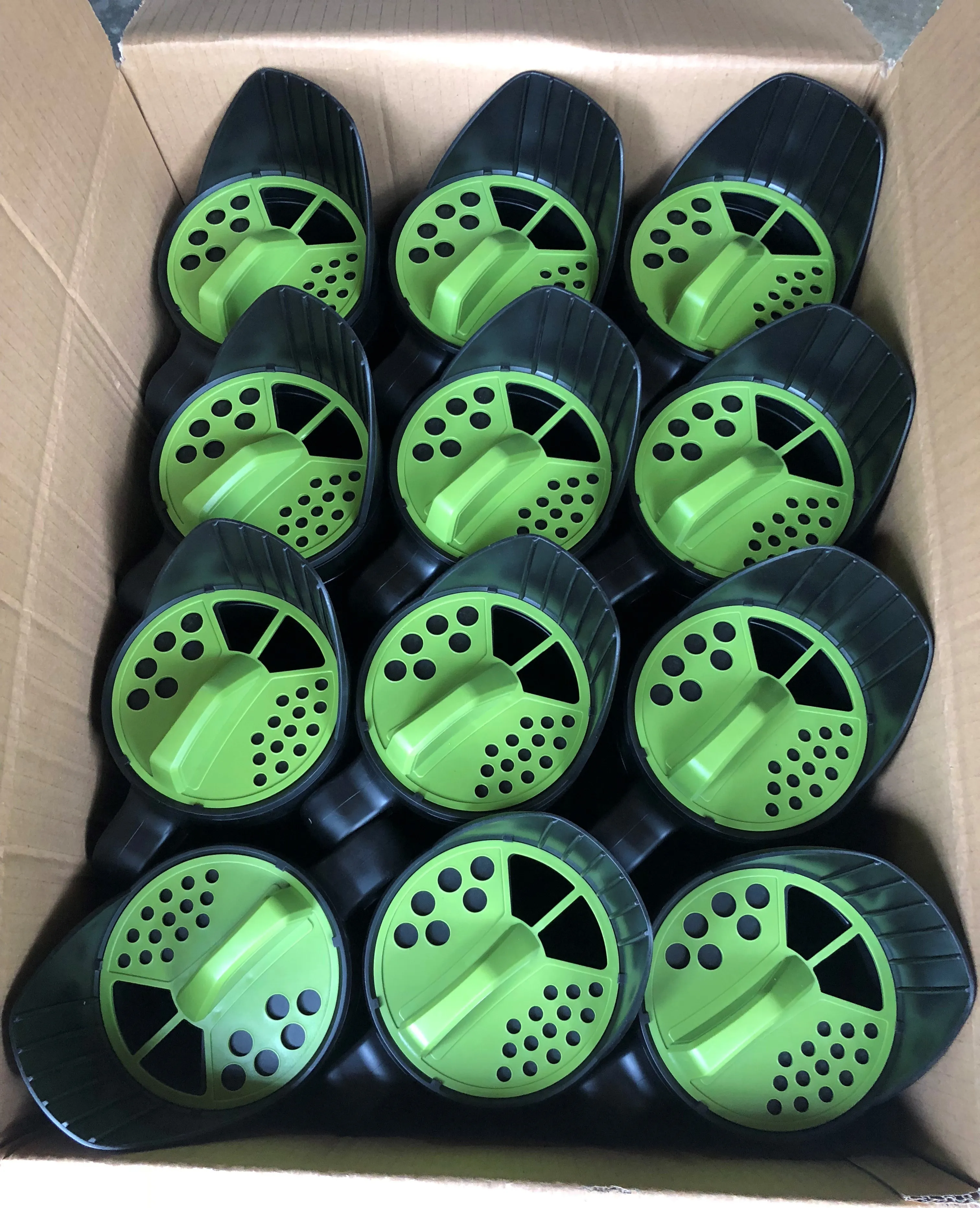 2.5L manual broadcast seed salt fertilizer lawn gardening handy spreader