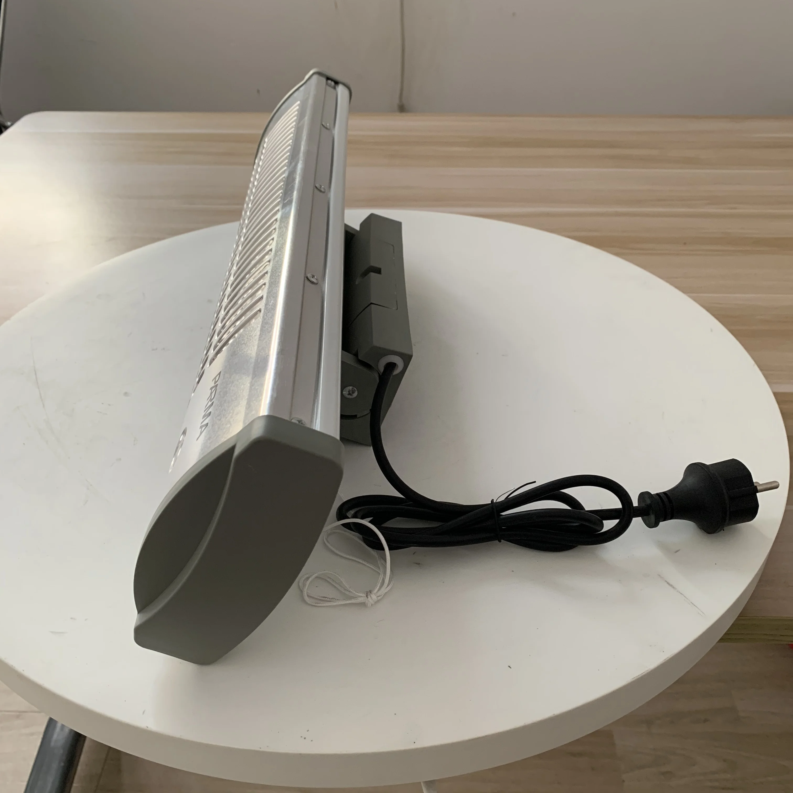 
mini1200W or 1500W electric quartz wall mounted heater with cb 