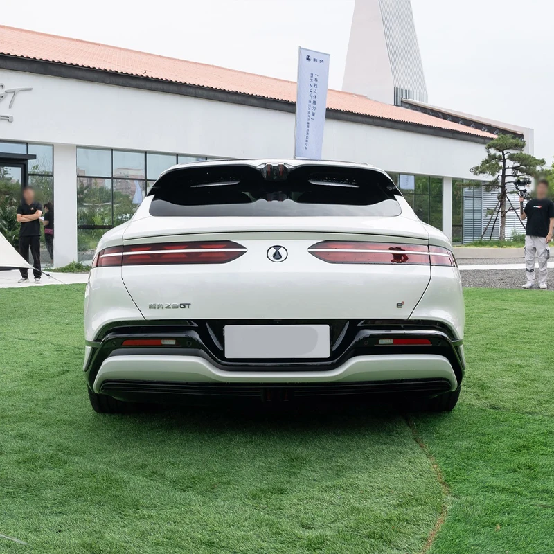 Denza Z9Gt Ev 630 Four-Wheel Drive Pro Version 5-Door 5-Seat Hatchback Medium And Large 966 Hp New Energy Vehicle Electric Car