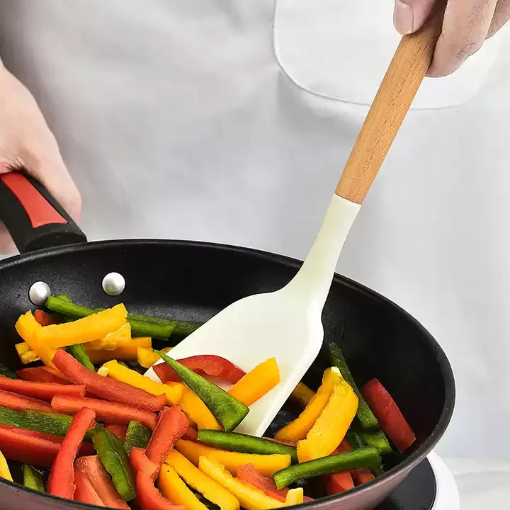 Choice Fun Home Products 12-piece Kitchenware Set Kitchen Essentials Color Box Packing Spatula Brush Spoon Egg Beater