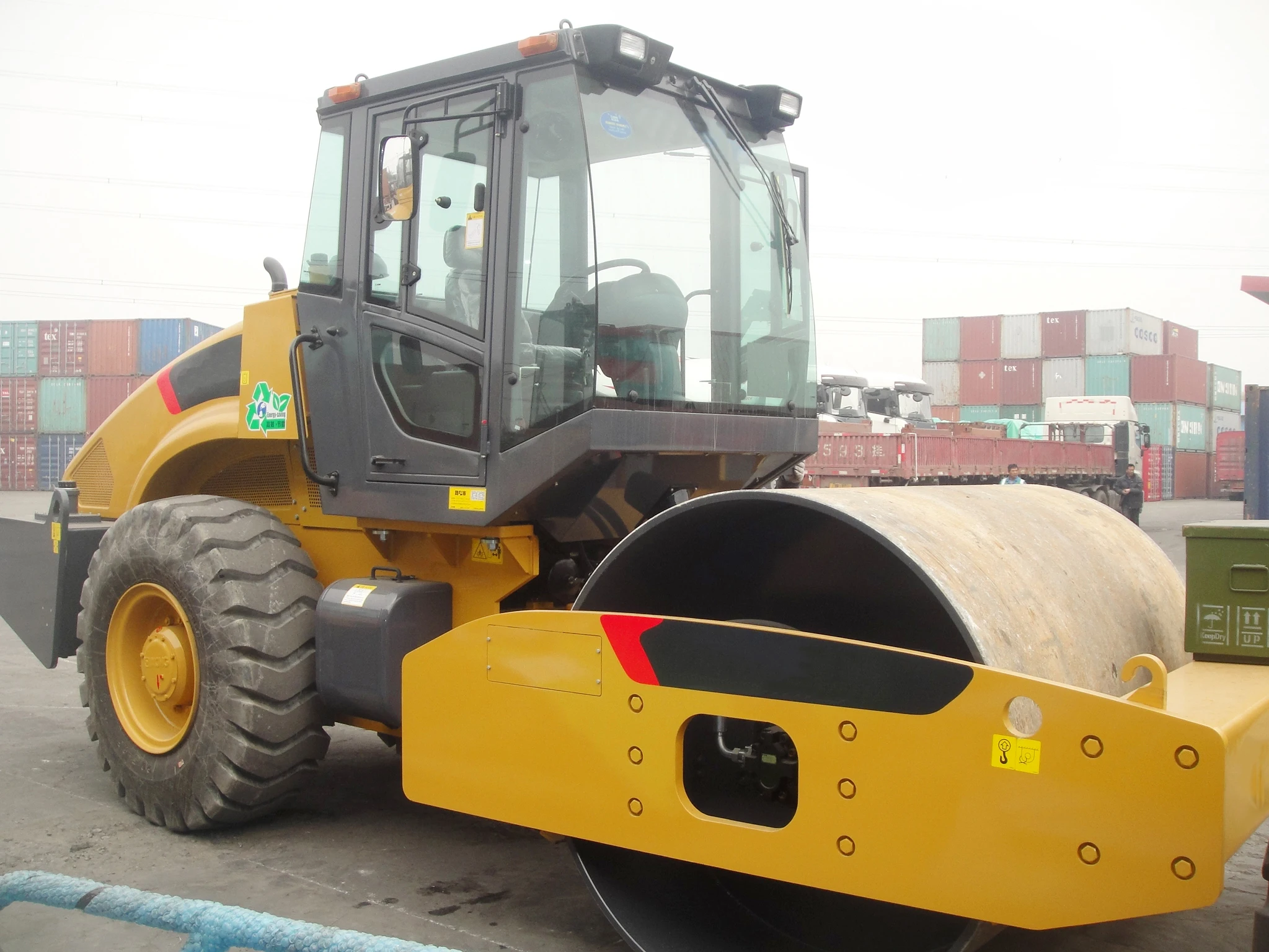 Chinese Top Brand Road Construction Machinery XS143J 14 Ton 103kw Road Roller with Factory Price for Sale