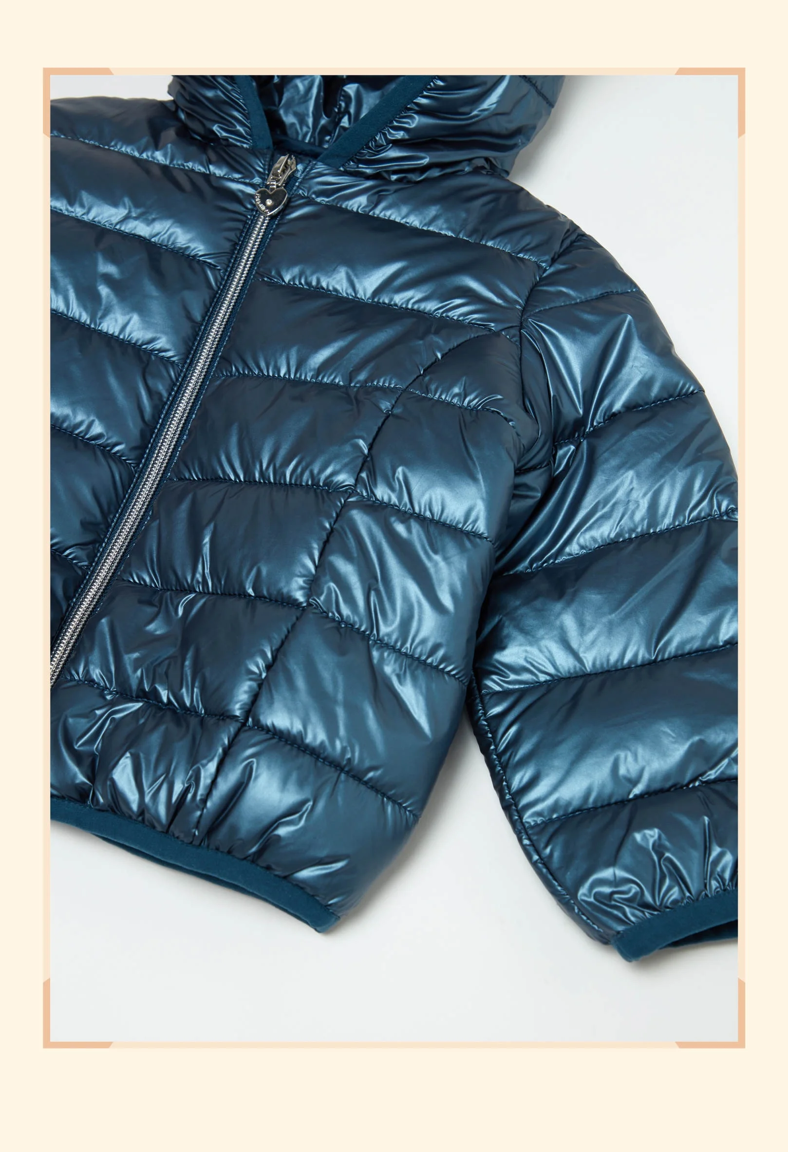 
300T polyester taffeta fabrics Solid with Water repellent and oil cire finishing, used for padding and wadding Jacket 