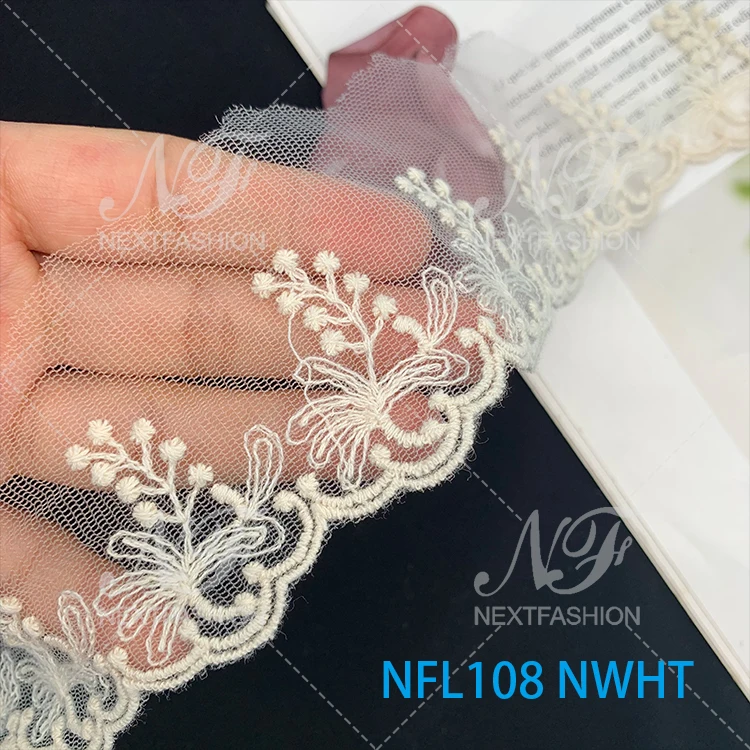 China factory wholesales good quality white wedding lace fabric lace material embroidery latest voile lace