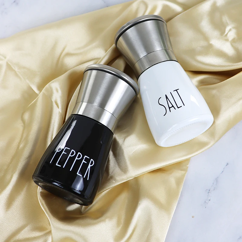 Wholesale Luxury 160ml Black White Salt and Pepper Grinder Set Seasoning Bottles