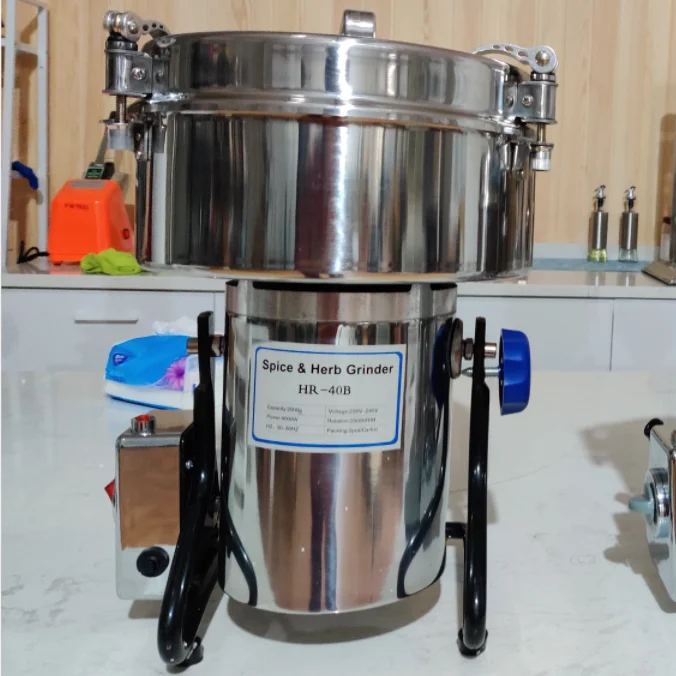 Heavy Duty Professional Commercial Powder Grinder 2kg/h Running Noise Less Small Scale Portable Wheat Flour Home Type