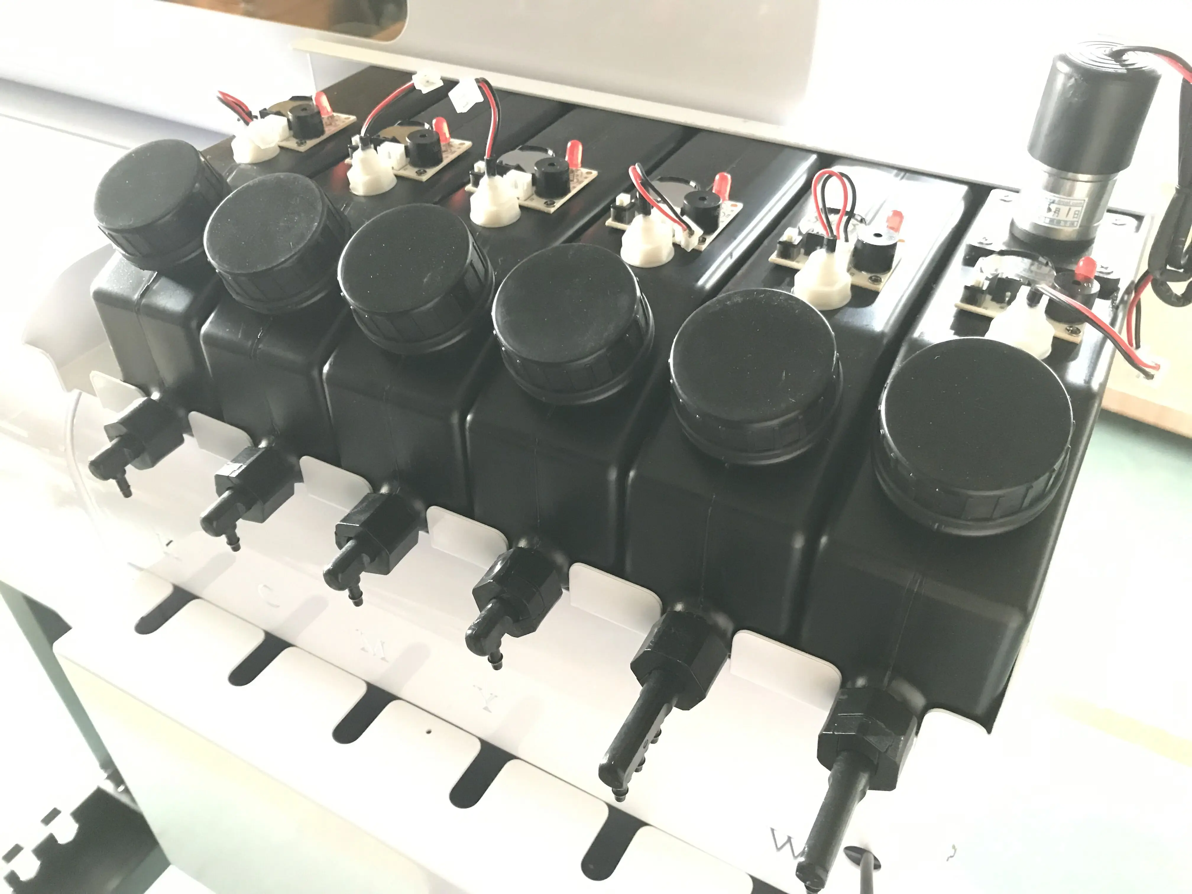 New A3 UV DTF Printer with XP600 Printhead 30cm 6-Color CMYKWV Automatic Inkjet for Retail Exquisite Appearance