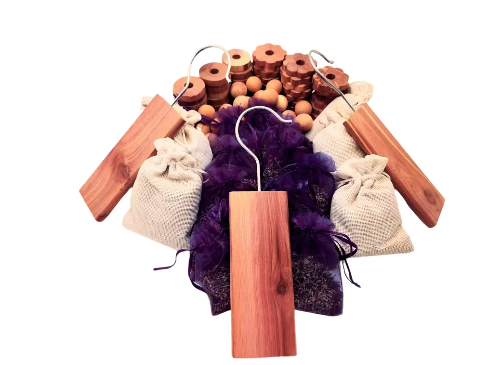 Cheap Price Moth proof wood Red Hang Ups Wardrobe Hanging Cedar Wood Planks Various shapes Cedar Wood Block wardrobe fragrant