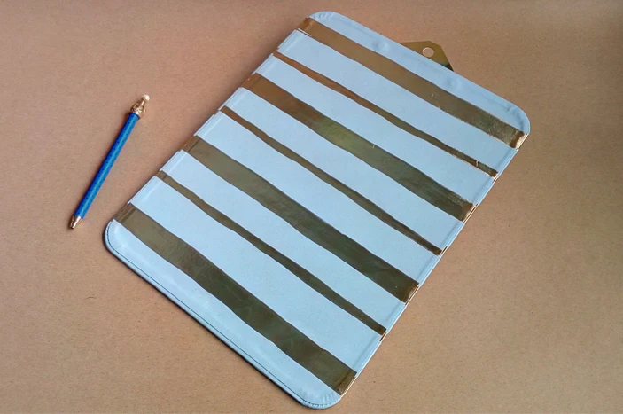 New Design Office and School A4 Wood Fiber Density Board Metal Clip File Clipboard with Notepad