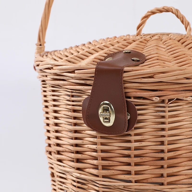 Large Round Folding Wicker Picnic Basket With Handle And Lid