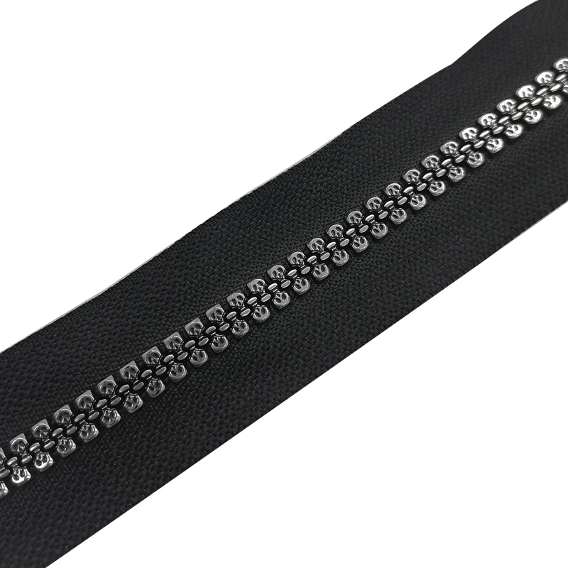 low price plastic long chain eco-friendly fabric resin zipper roll zip for clothing bags auto lock zipper for coat