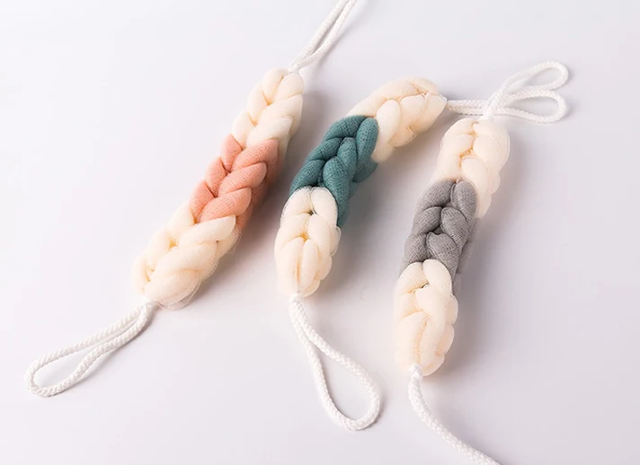 Wholesale price eco friendly long shaped mesh material pink loofah bath sponge