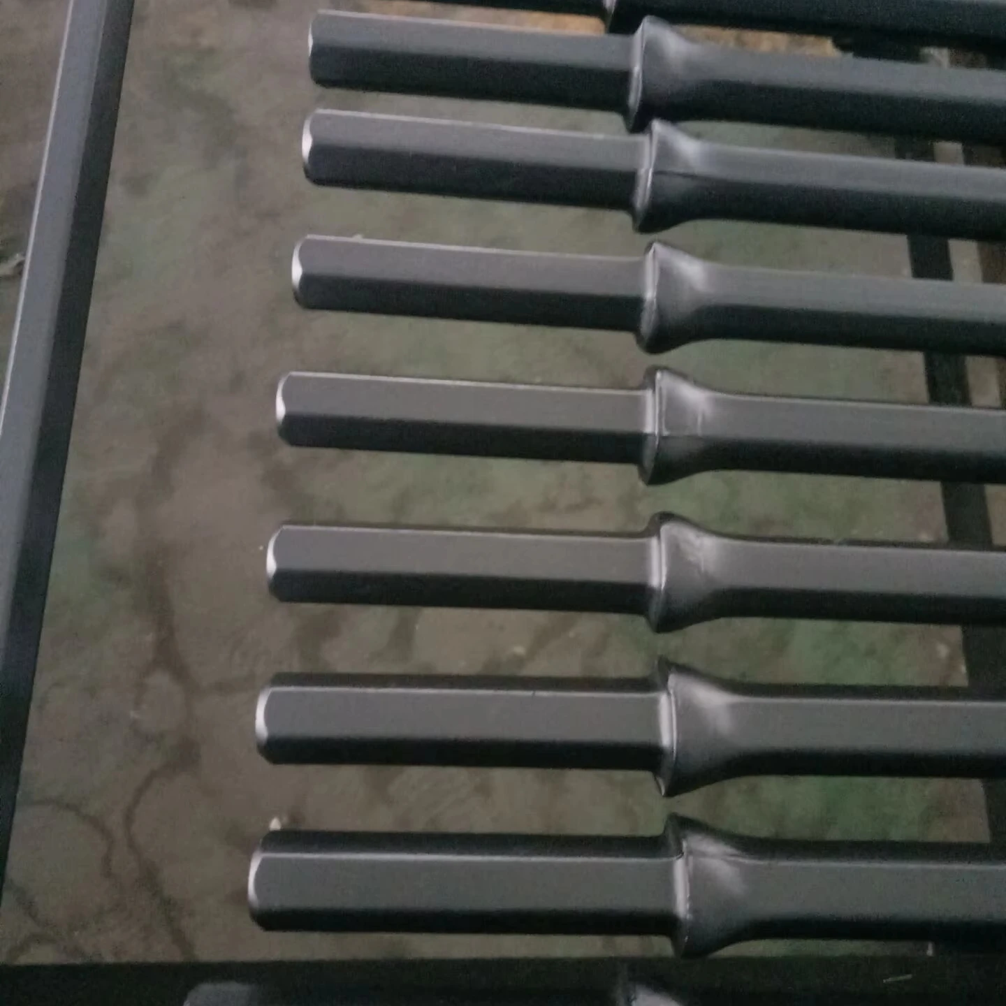 Made In China Shank H22x108mm Threaded Shank End Drill Rod