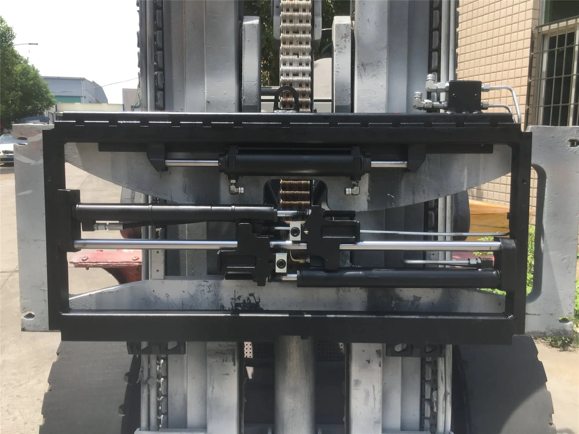 Forklift Attachment 2.5T, 3T Diesel& Electric Forklift Side Shifter With Fork Positioner