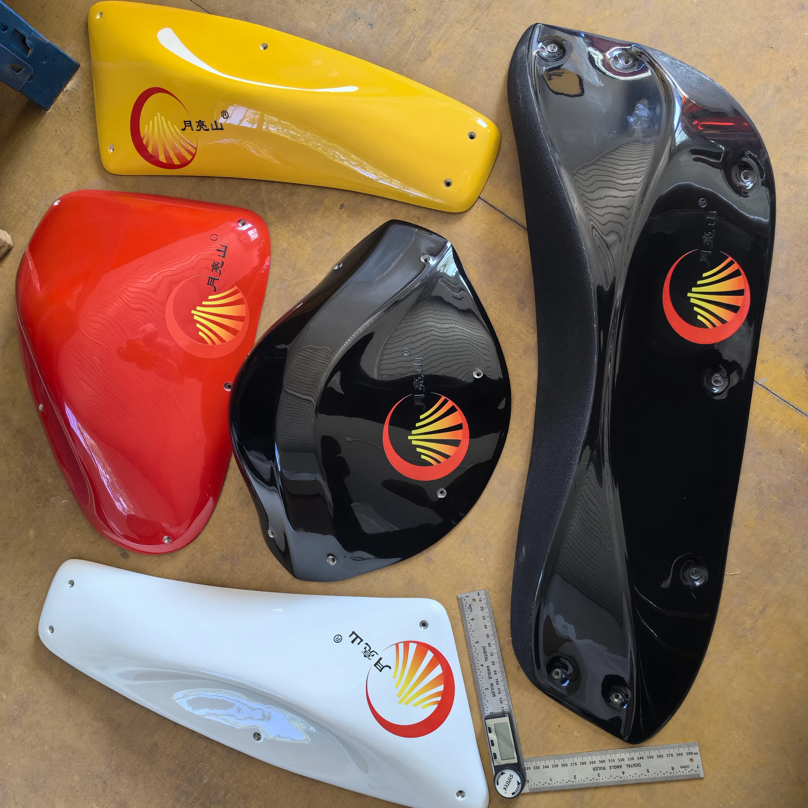 Indoor Sports and entertainment adult and kids climbing Macros and volumes