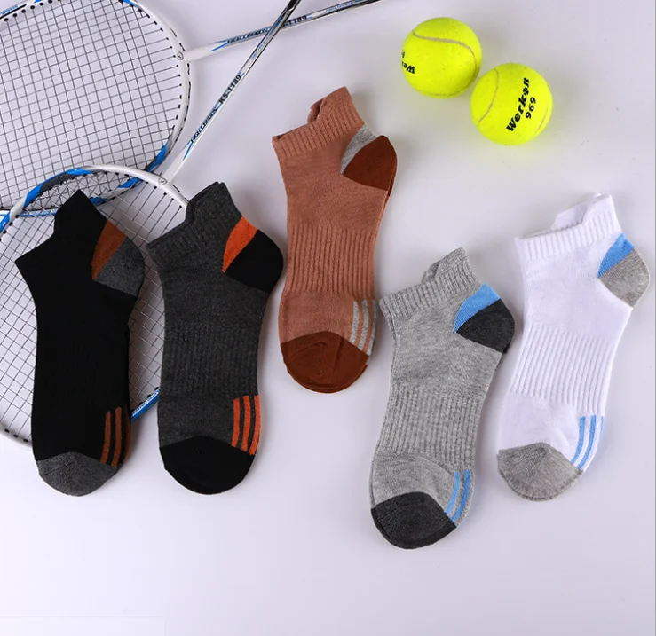 2020 Wholesale china custom logo funky ankle women fashion socks