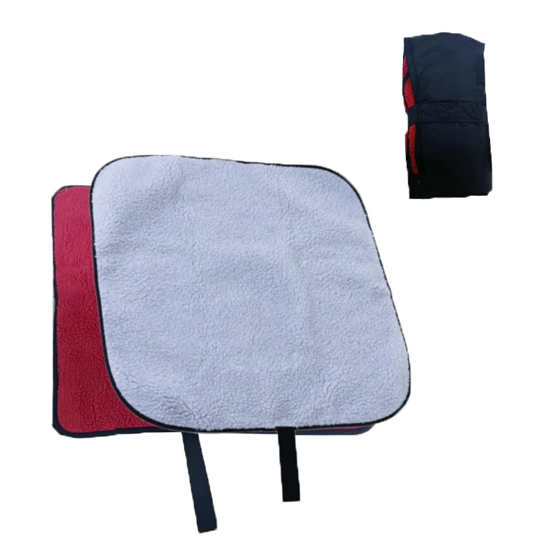 Recycled Water-repellent Outer Shell Plus Synthetic Lambswool Beach Change Mat with Customized Logo