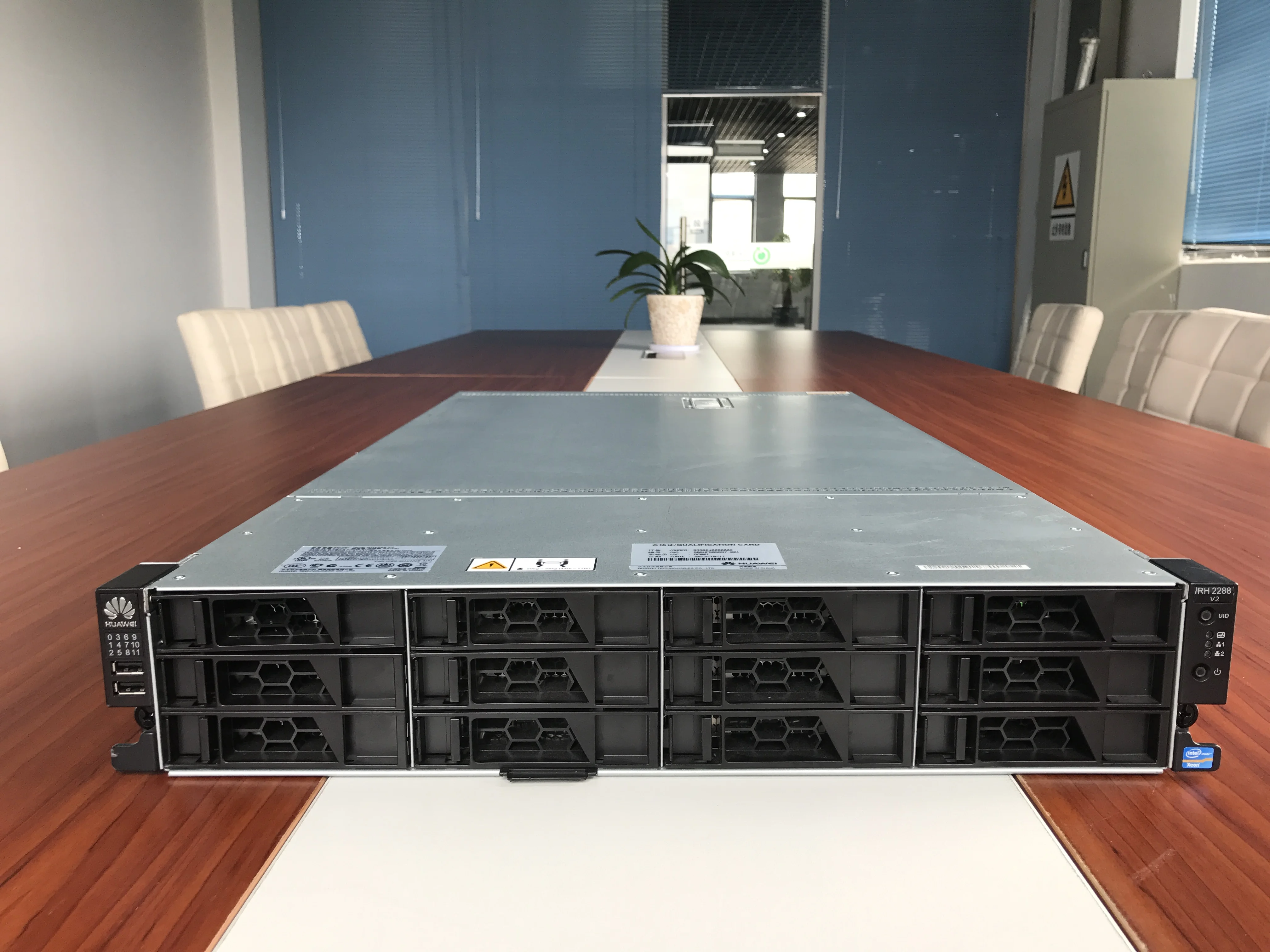  Оптовая продажа б/у серверы Barebones Huawei FusionServer RH2288 V3
