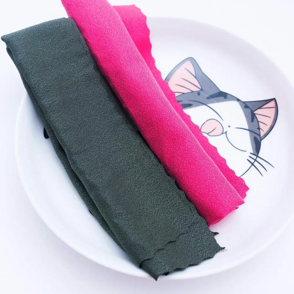 
Quick Dry Multipurpose Cooling Breathable Chilly Towel with Silicone Case 