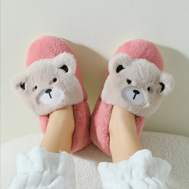 Wholesale winter warm cute design animal designed indoor slippers