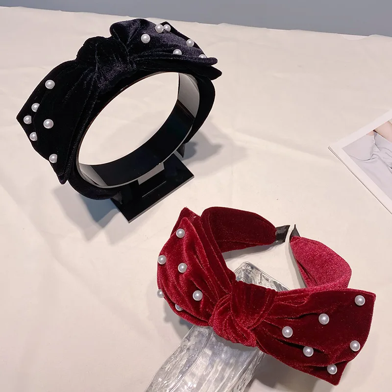 Wholesale Custom Solid Color Velvet Fabric Hairband Headband for Women Fashion Accessories with Knotted Pearl for Girls