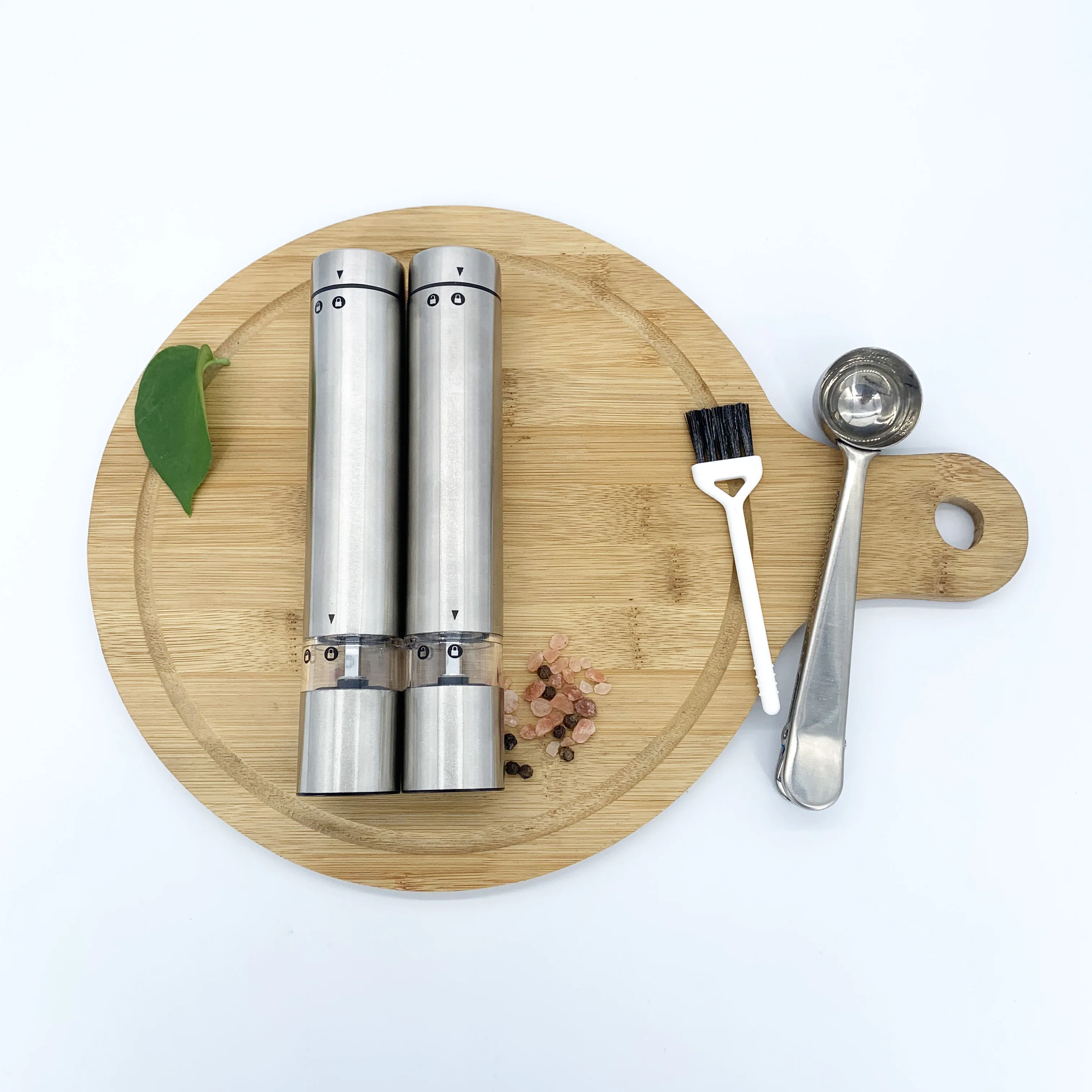 Factory Mini electric automatic mill pepper and salt grinder electric salt and pepper shaker with metal holder