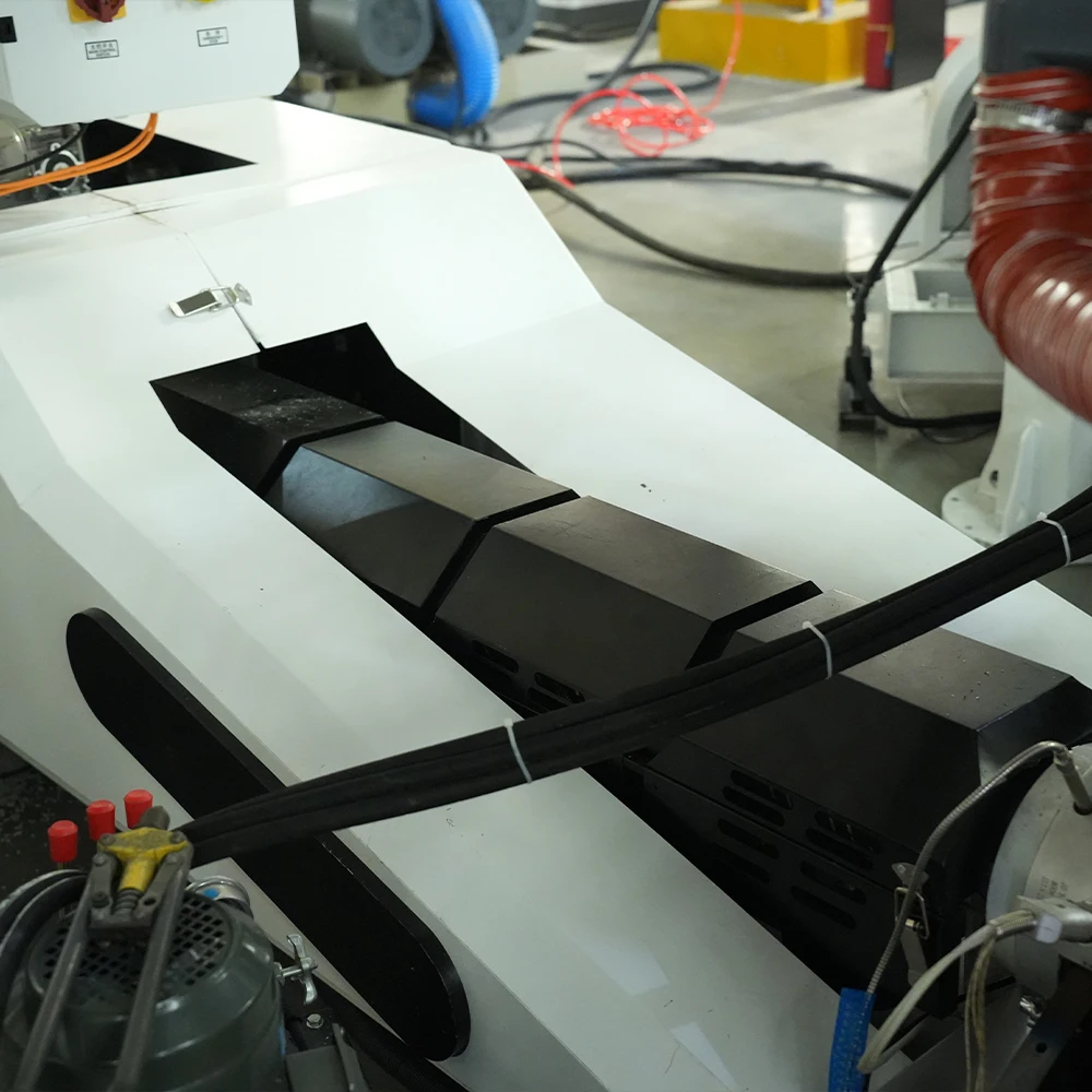 Сертифицированный 2024 соэкструдер для пленки ABC высокоскоростная трехслойная соэкструзионная машина