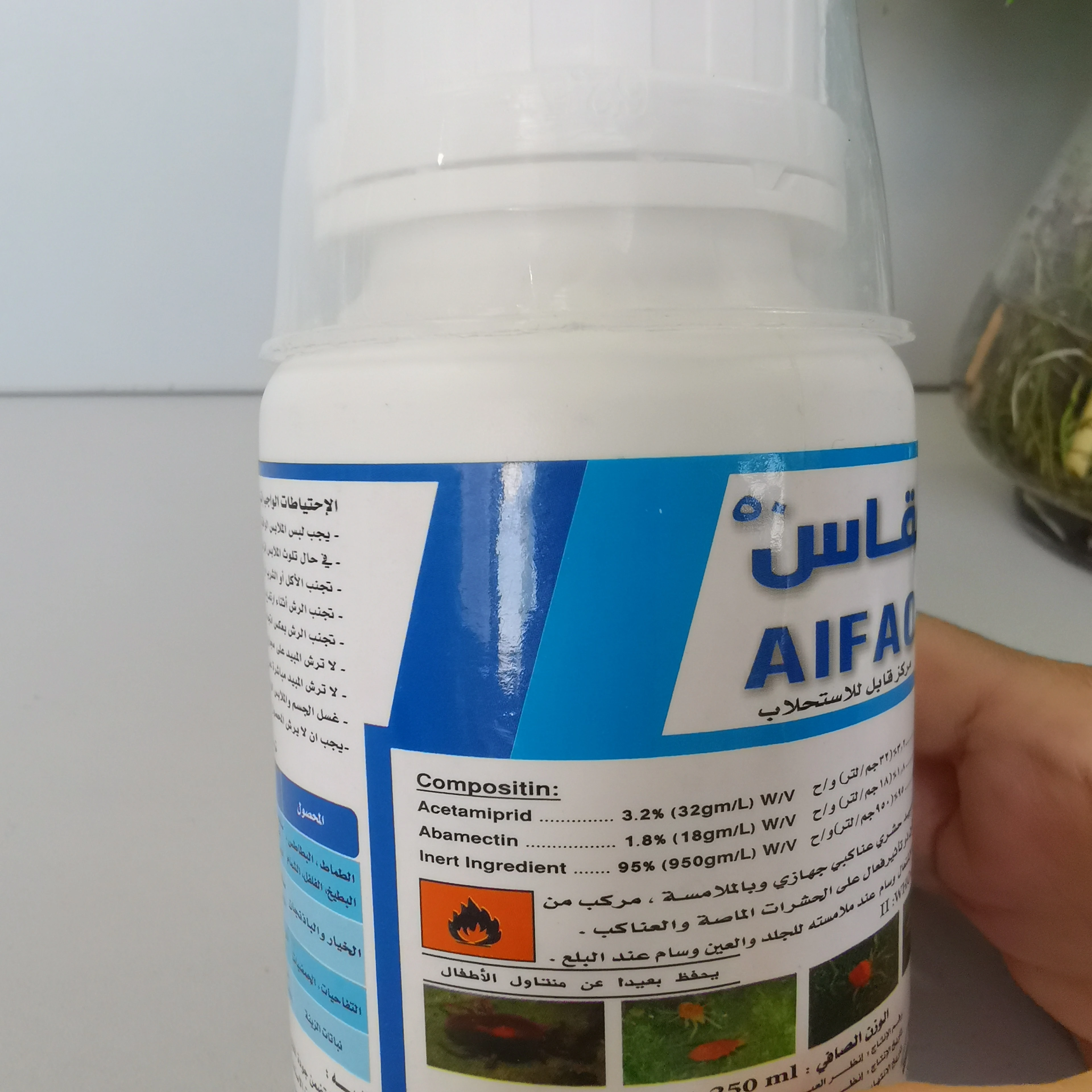 Инсектицид ацетамиприд 3.2% + абамектин 1.8% EC красный паук