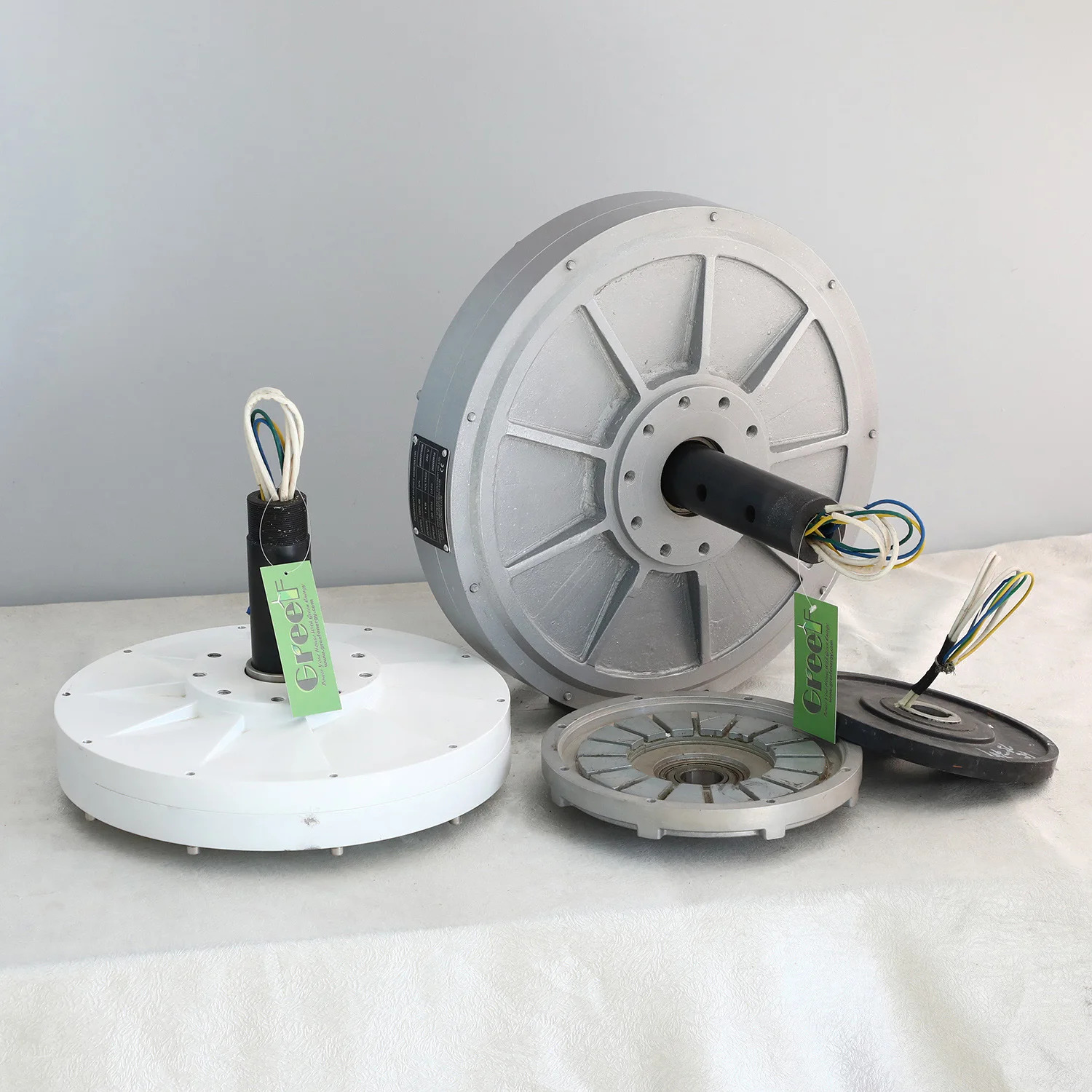 Renewable Energy 100W-500W  permanent magnetic generator for Vertical Wind Turbine 150rpm-400rpm Outer & Inner Rotor