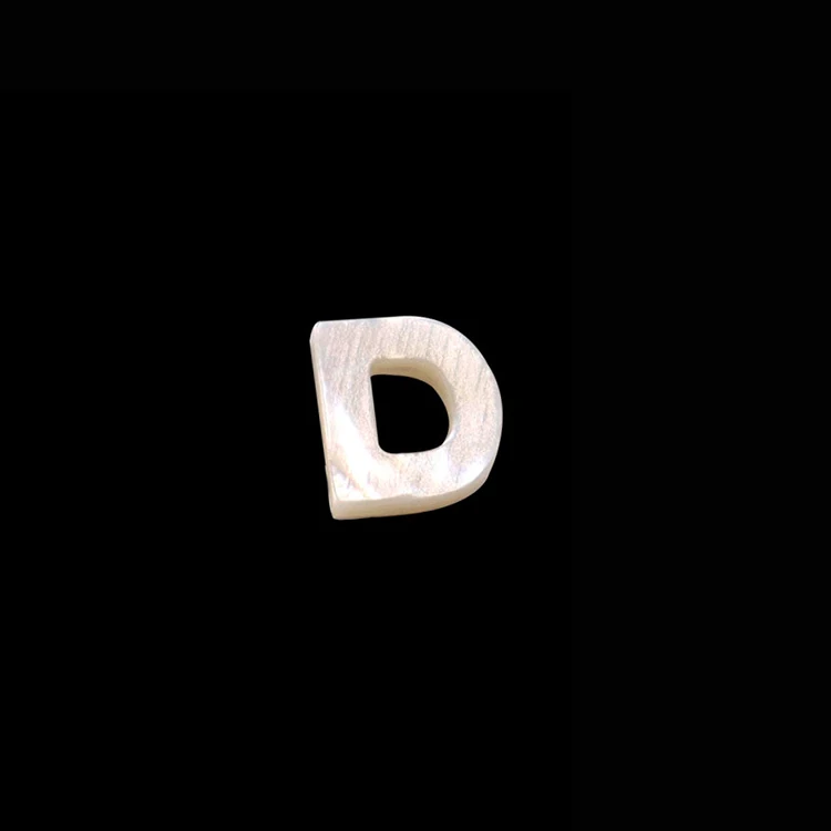 Wholesale High Quality Natural White Shell Beads Mother of Pearl Seashell 26 Alphabet Letters Beads DIY jewelry accessories