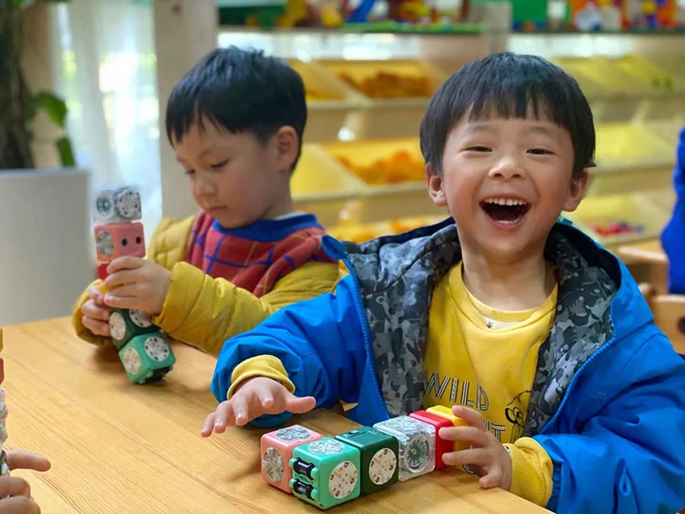 Kid Coding Block Creative Educational Game Programmable Magnetic Building Block Robotic Kit Robot Toy For Brain Development