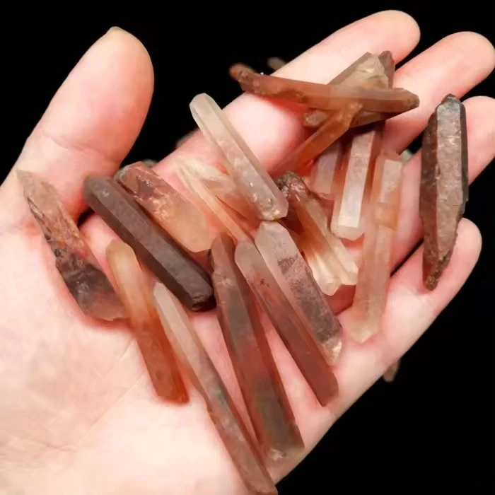 Unprocessed Natural Red Crystal Rough Strip Quartz Crystal Stone point For Decoration