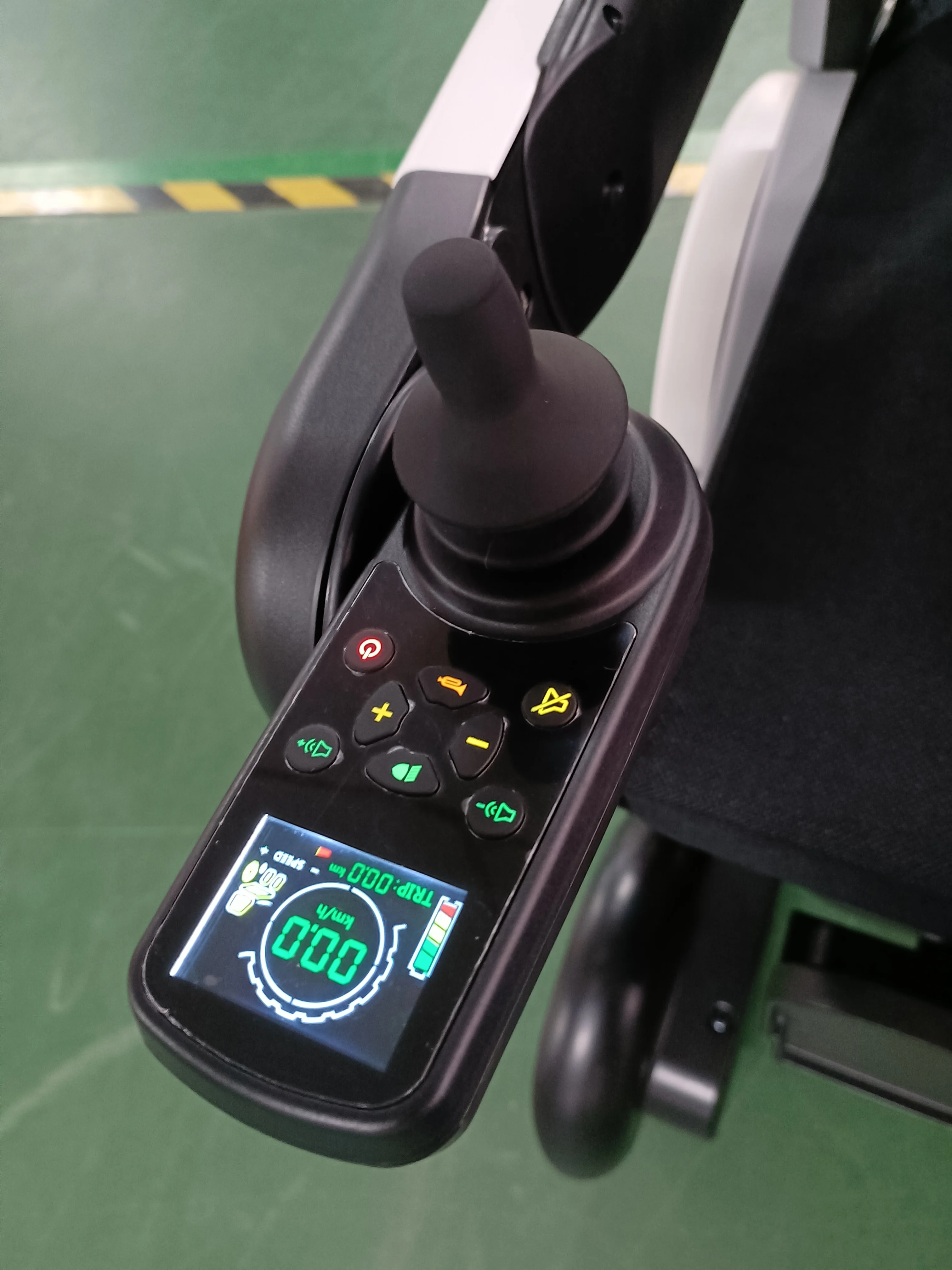 2022 new mobility chair elder and children Bluetooth control electric wheelchair scooter