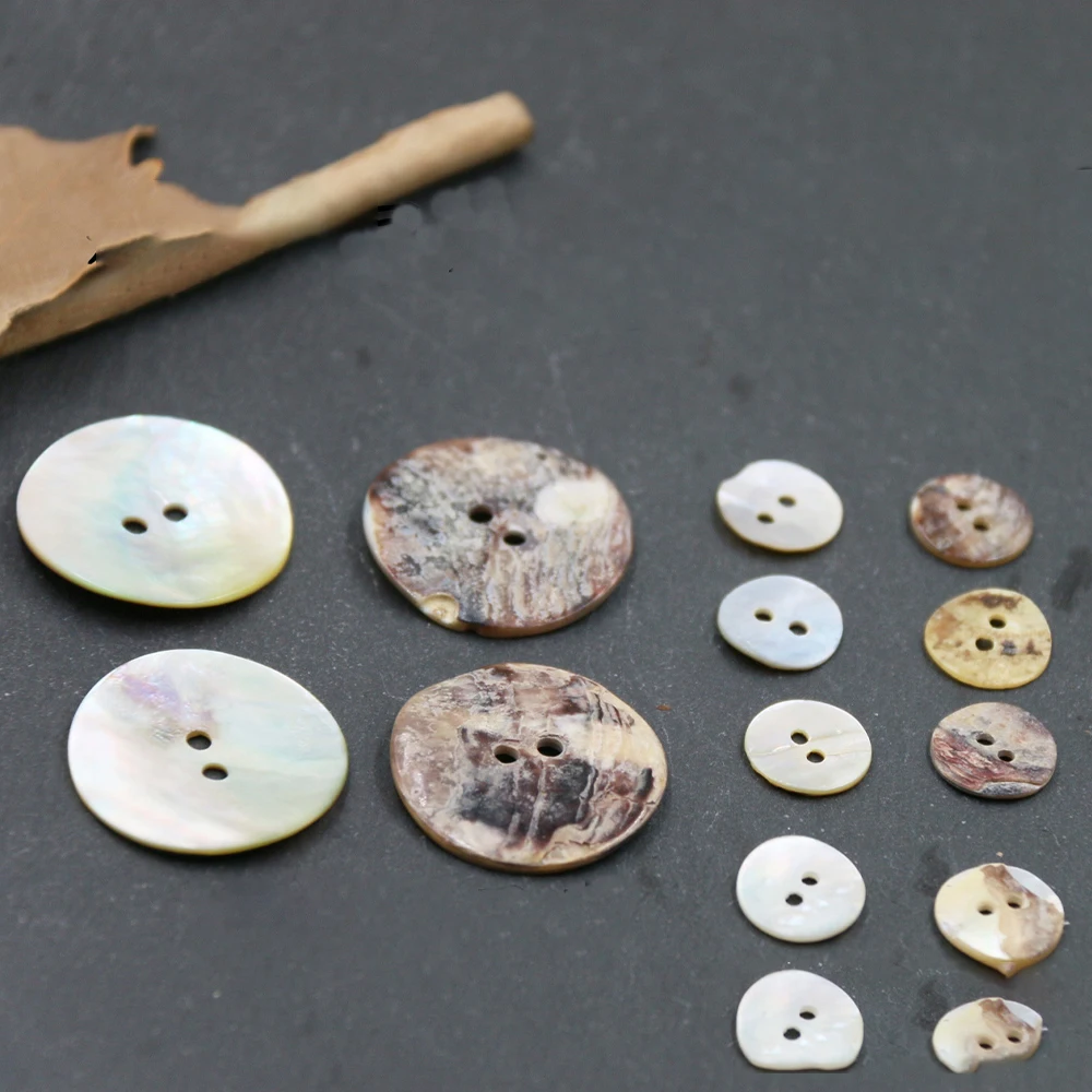 Factory Bulk Garment Accessories Custom 2 Holes Unique Cloth Pearl Shell Button