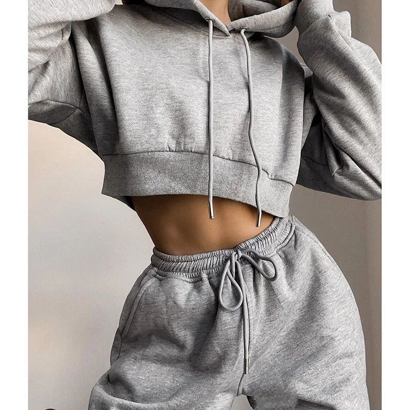 Activewear pullover fashionable women zip up clothing custom logo long sleeve cropped sweatsuit set fitness crop top sexy hoodie